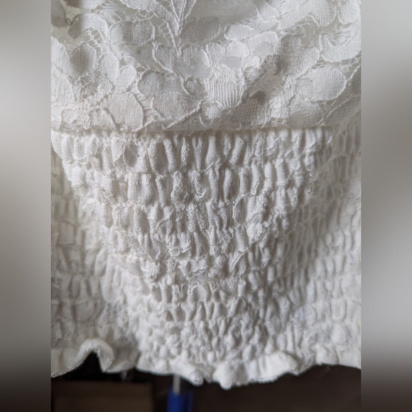 NWT Torrid White Lace Trim Top 2X - Picture 9 of 10